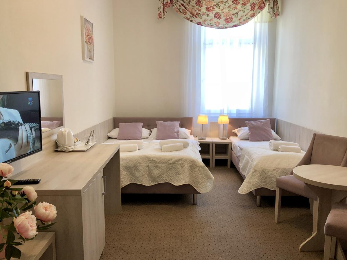 Villa Antica Kudowa-Zdrój Kültér fotó